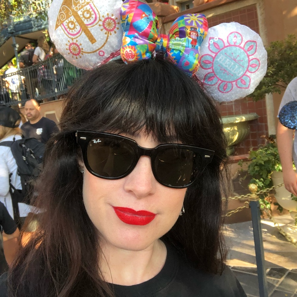 Meet your Posher, Abigail